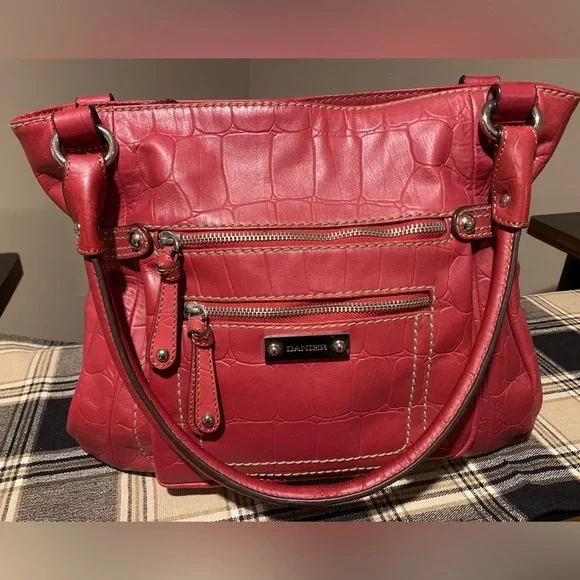 DANIER - Picture 1 of 7